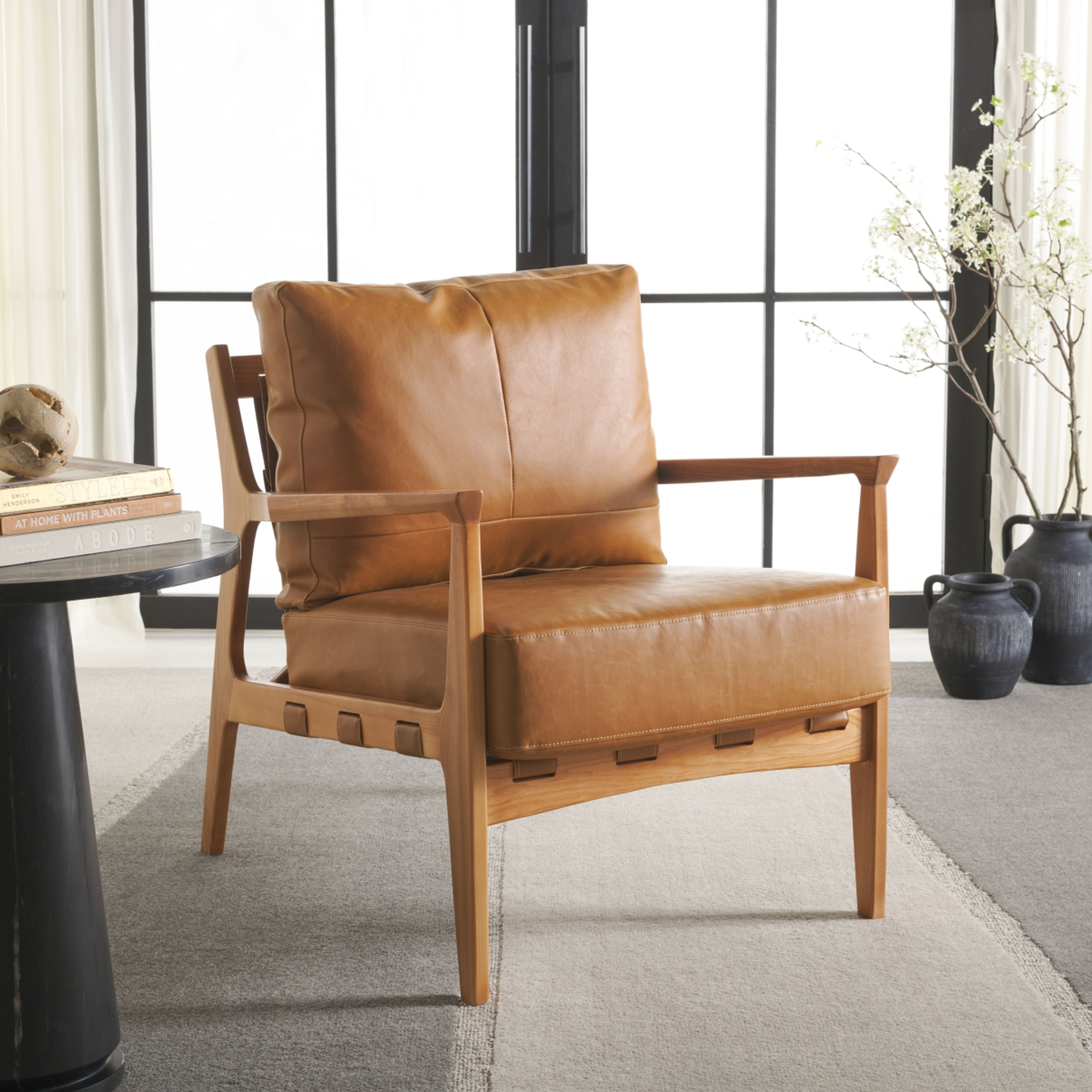 Danisia Accent Chair - Caramel / Natural - Safavieh - Safavieh