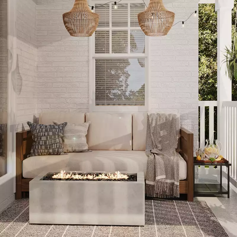Traditional, Transitional Outdoor Space Design by Havenly Interior Designer Amanda