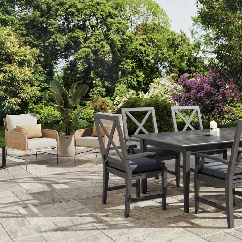 Modern, Traditional Outdoor Space Design by Havenly Interior Designer Paulina