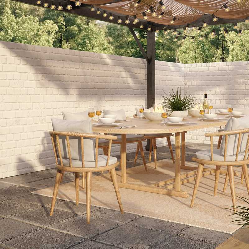 Outdoor Space Design by Havenly Interior Designer Kylie