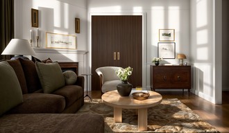 Classic, Traditional, Rustic, Transitional, Vintage, Organic Modern, Warm Transitional, New Classic, Modern Cottage, Traditional Charm Living Room by Havenly Interior Designer Camila