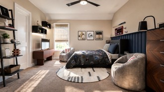  Bedroom by Havenly Interior Designer Michelle