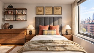 Midcentury Modern Bedroom by Havenly Interior Designer Katherin