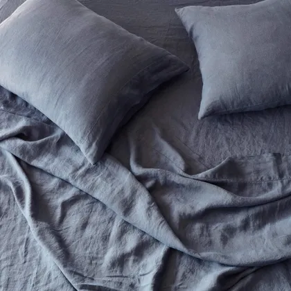 The Citizenry Stonewashed Linen Bed Sheet Set | King | Slate Blue