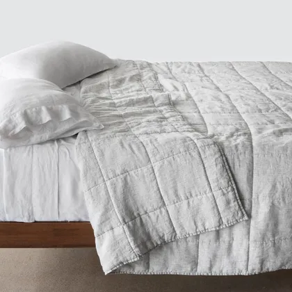 The Citizenry Stonewashed Linen Quilt | Full/Queen | Graphite Thin Stripe