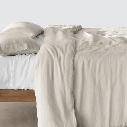 The Citizenry Stonewashed Linen Duvet Cover | Full/Queen | Duvet + Sham Set | Solid Sand