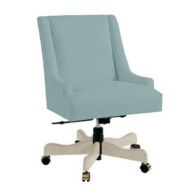 Modern Classic Coastal Office Design By Havenly Interior Designer Sandra