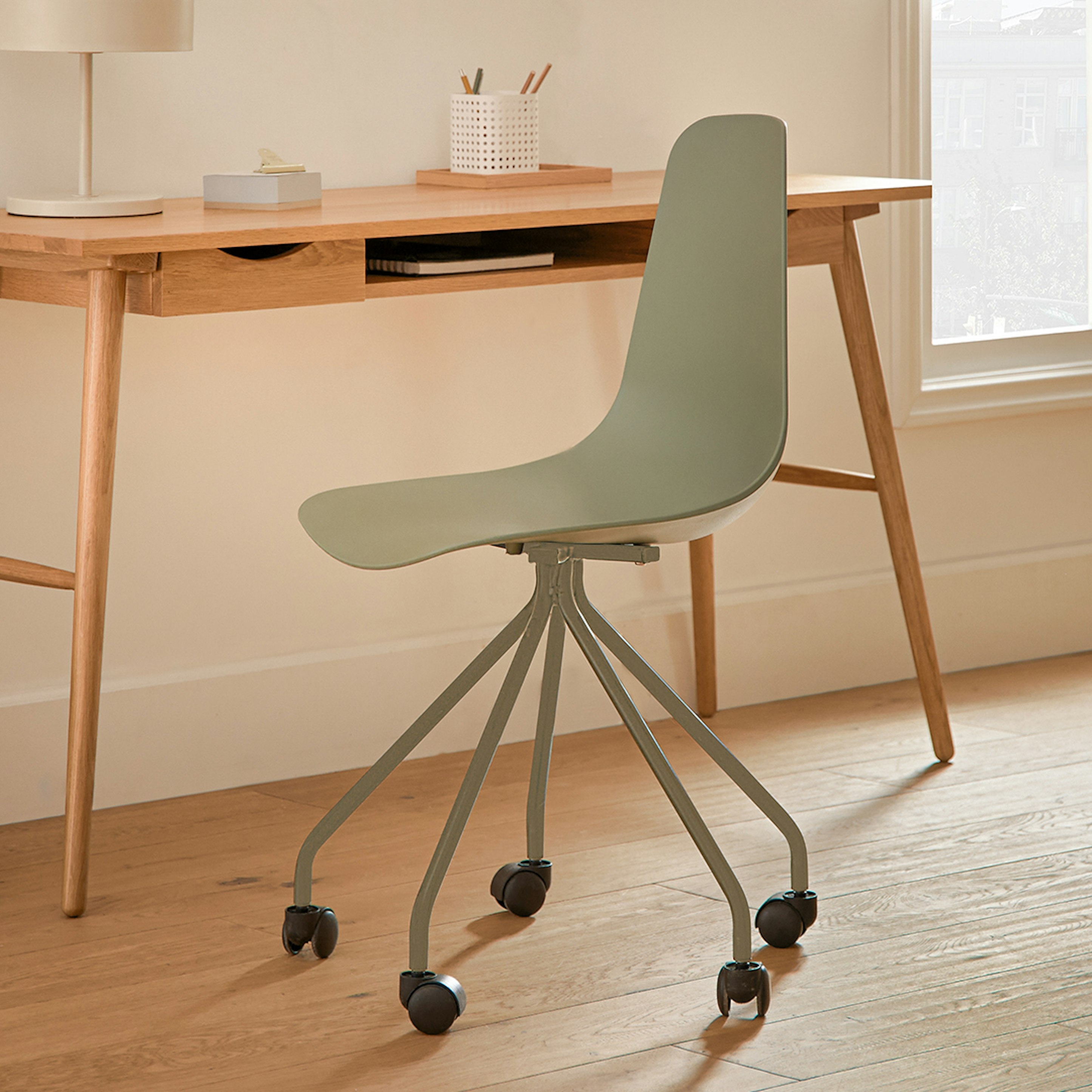 Svelti Aloe Green Office Chair - Image 0