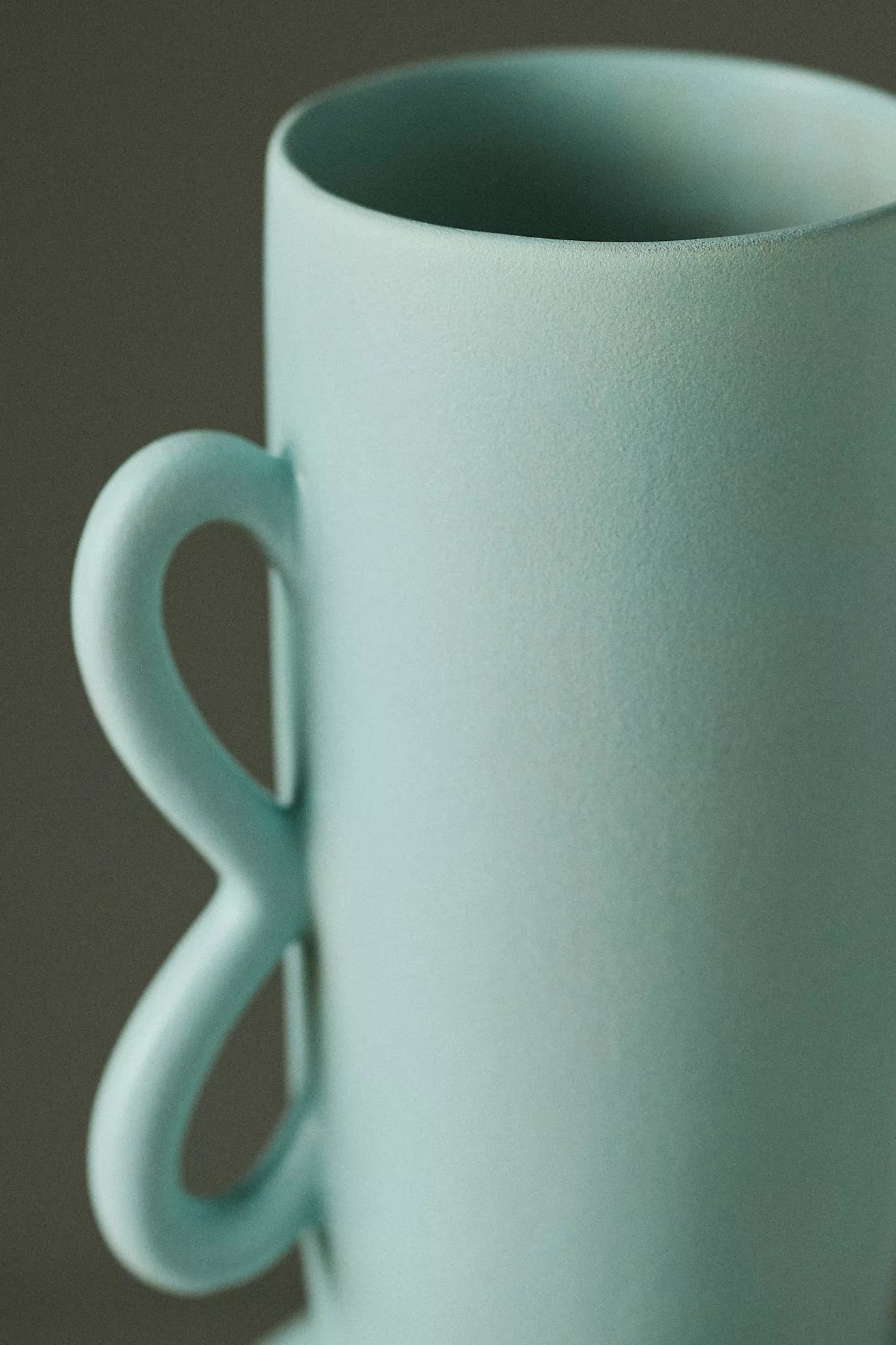 Linn Clay Vase - Image 1