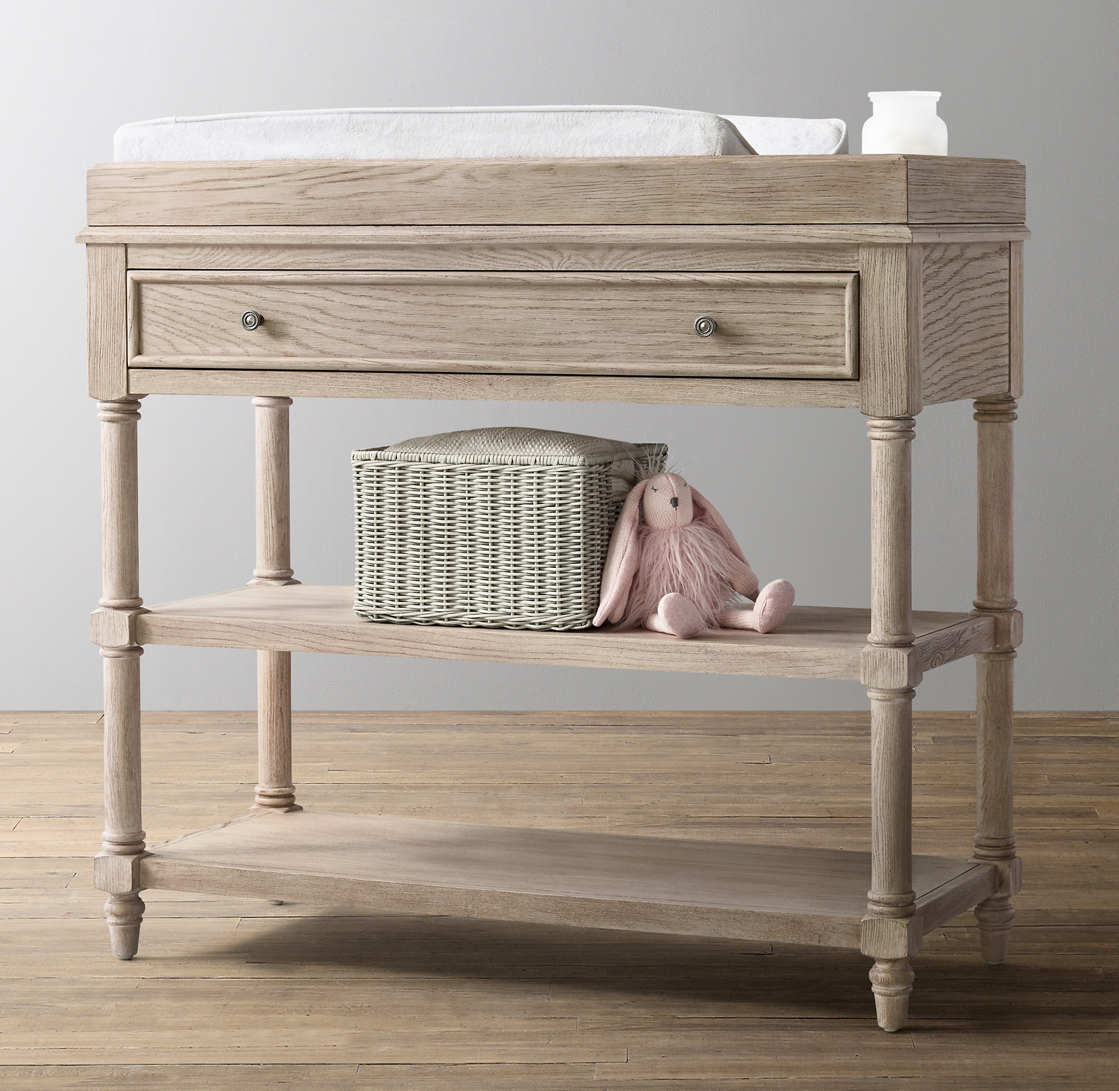 CLASSIC CHANGING TABLE & TOPPER SET - Image 2