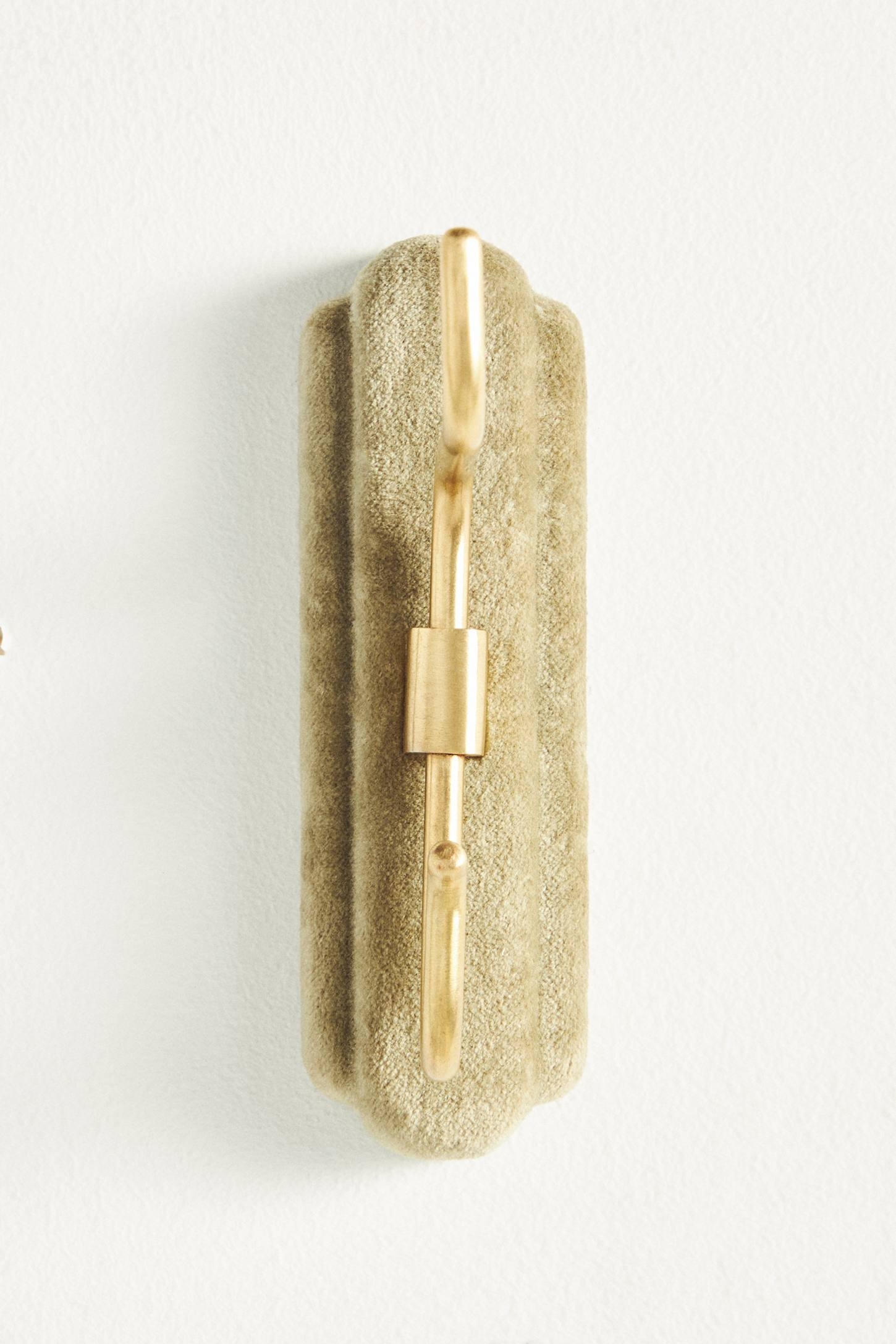 Hazel Velvet Hook - Image 0