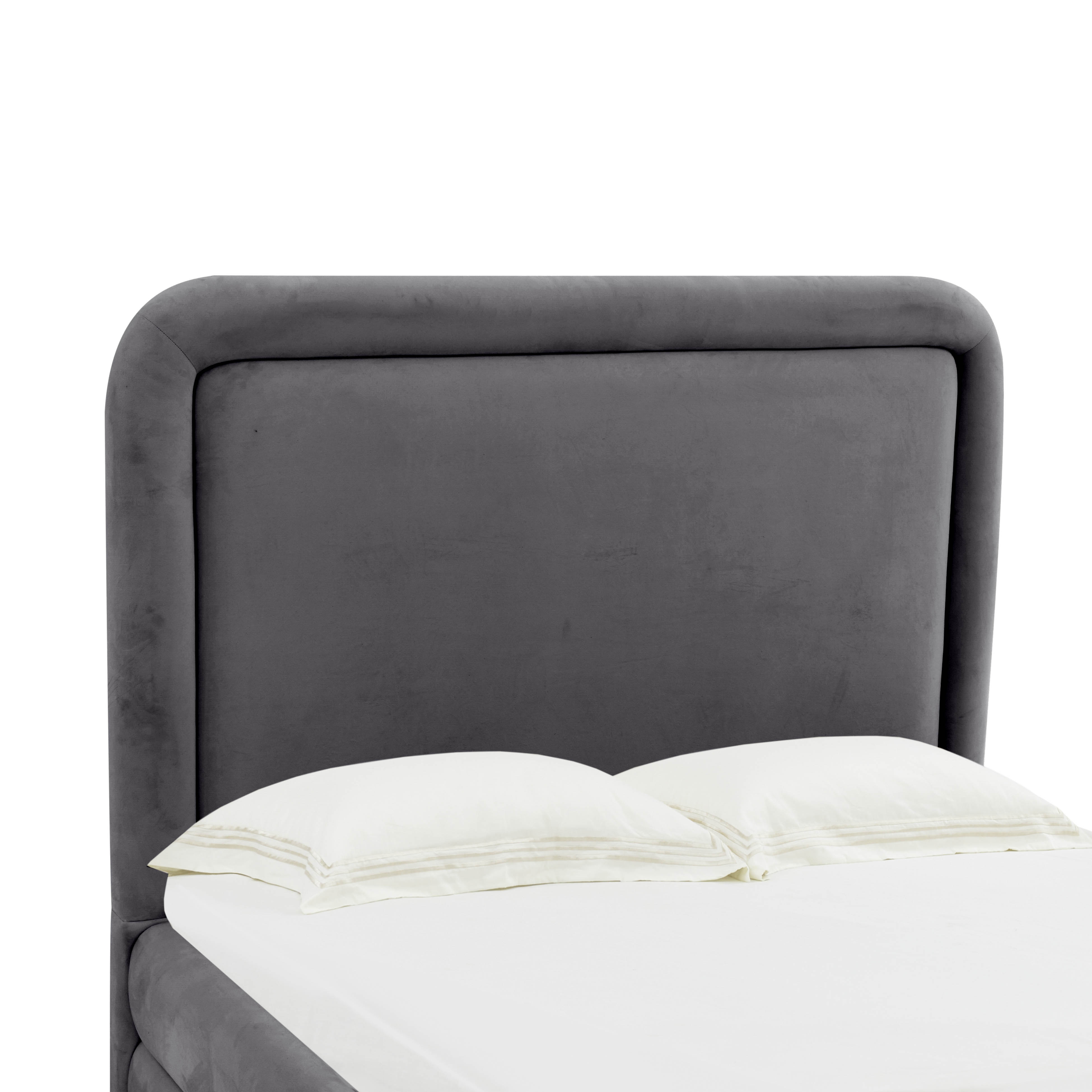 Briella Dark Grey Velvet Bed in Queen - Image 4