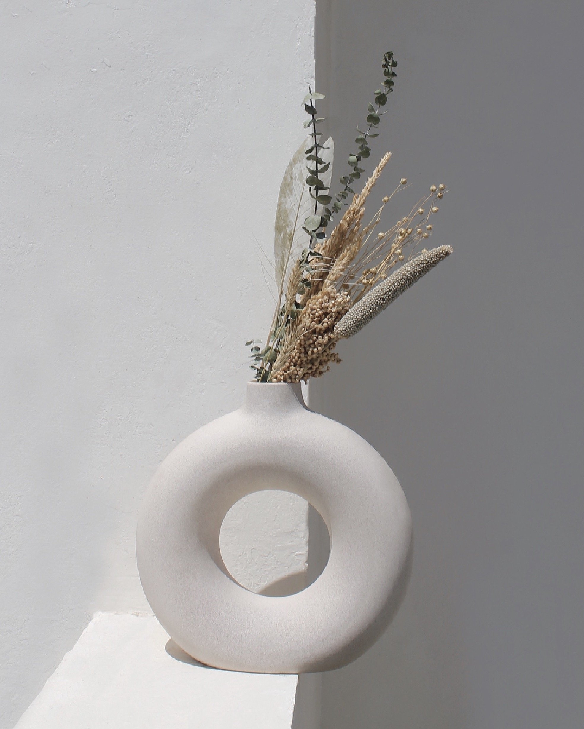 Big Polo Vase | Off-White - Image 2