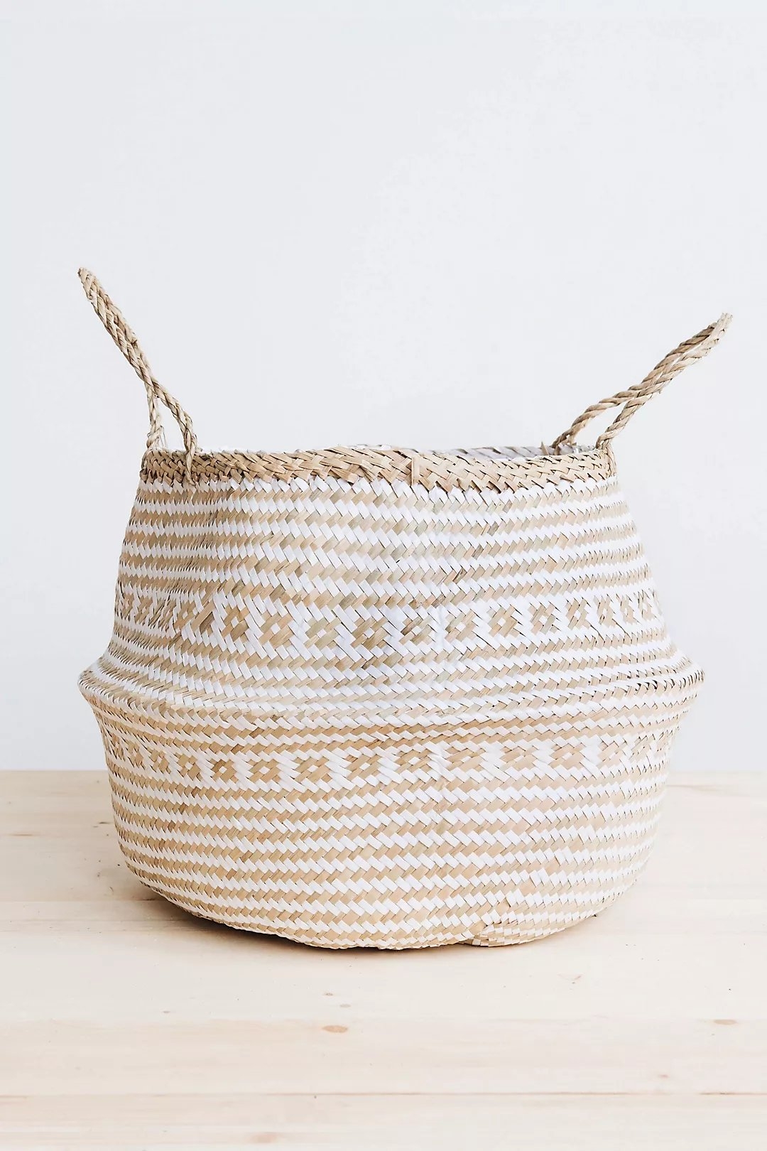 Riley Belly Basket - Image 0