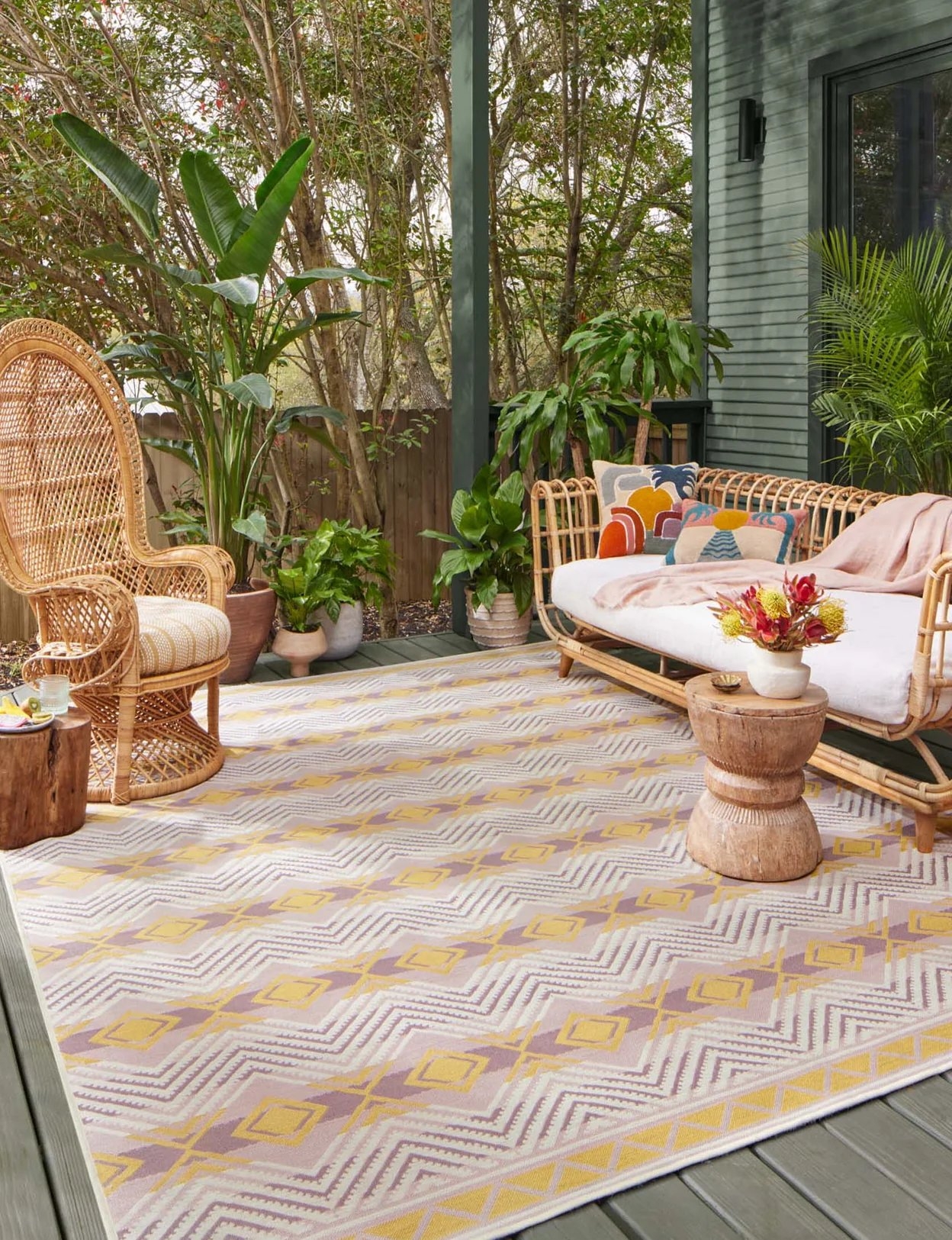 ARI-02 Gold / Lilac 7'-9" x 9'-9" - Image 2