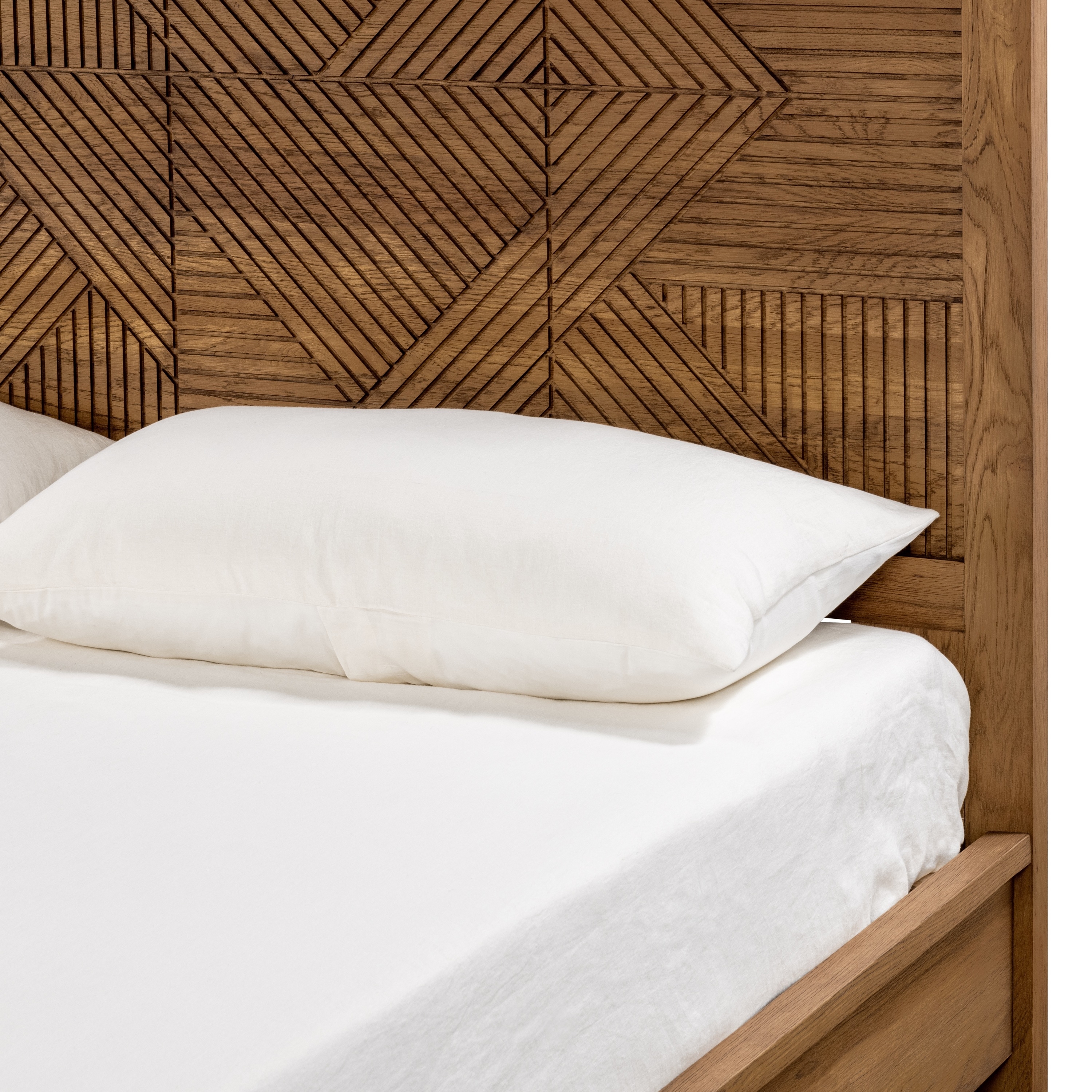 Santa Clara Queen Bed - Image 9