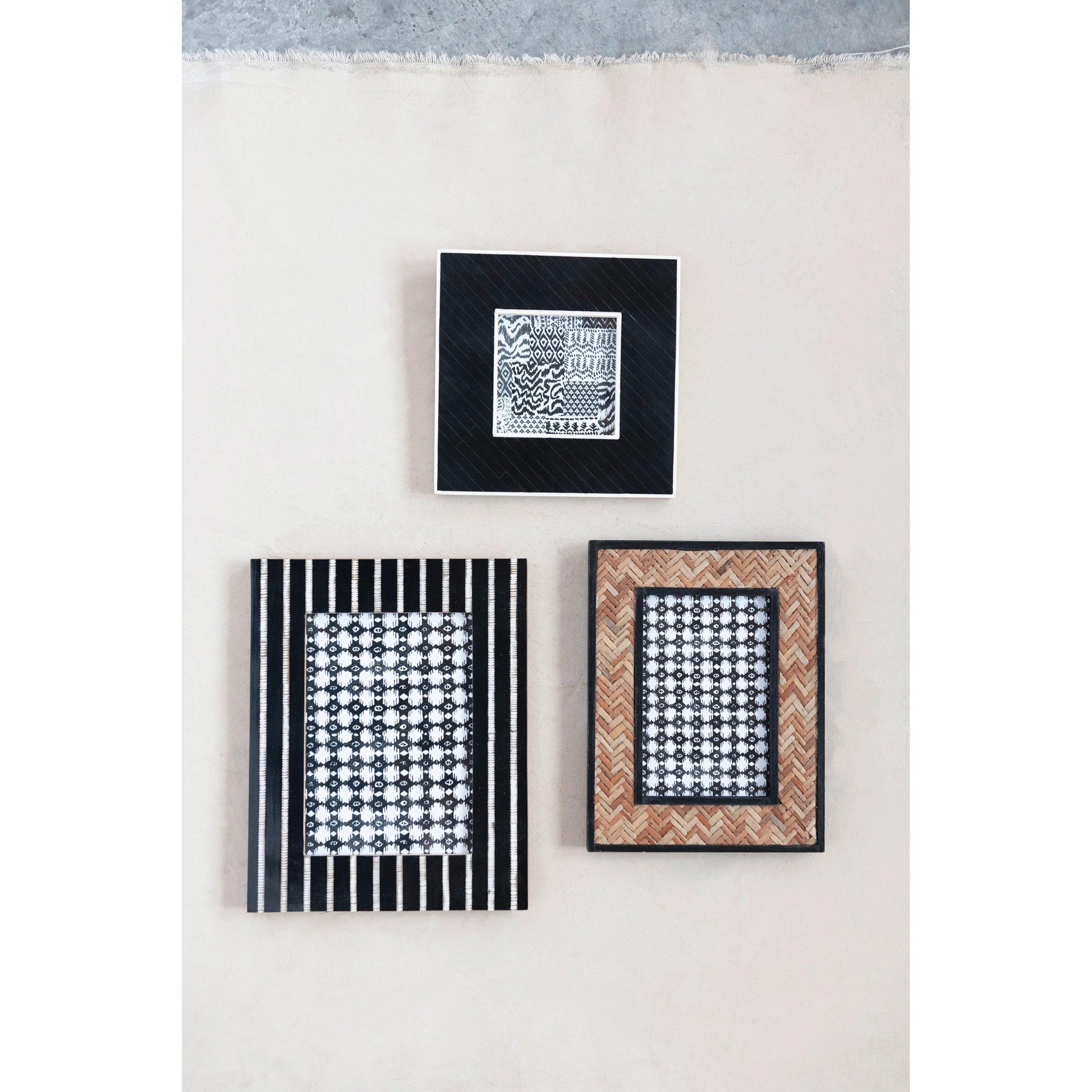 Resin Photo Frame with Diagonal Inlay - Image 1