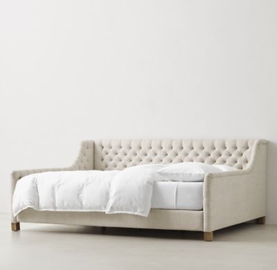 DEVYN TUFTED DAYBED - Image 0