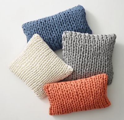 BRAIDED JERSEY PILLOW COVER - FEATHERBLEND INSERT - Image 0