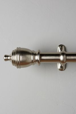 Trofeo Curtain Rod - Medium, Silver - Image 0
