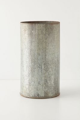 Ridged Zinc Pot - Large - Image 0
