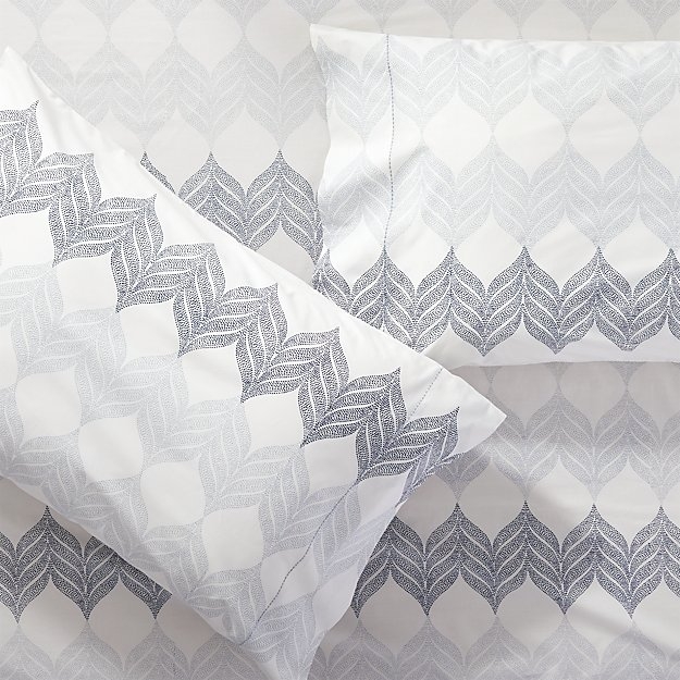 Set of 2 Sheesha Leaf Standard Pillow Cases - King - Image 0