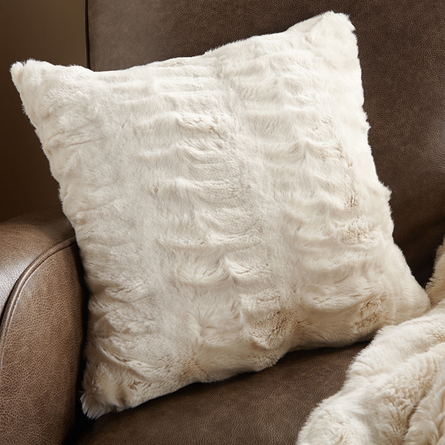 LUXE 19" IVORY FAUX FUR PILLOW-19"x19"-Insert - Image 0