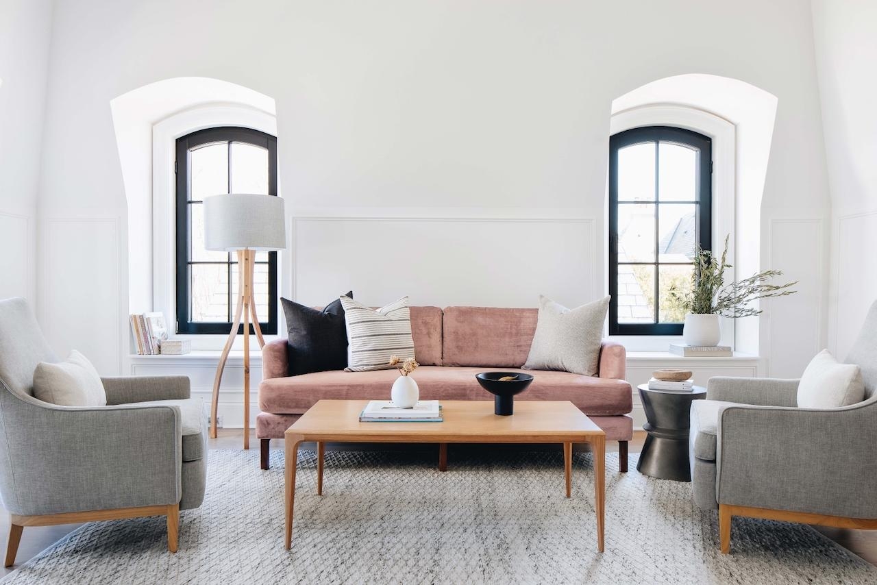 Shay Hand woven rug - Image 1