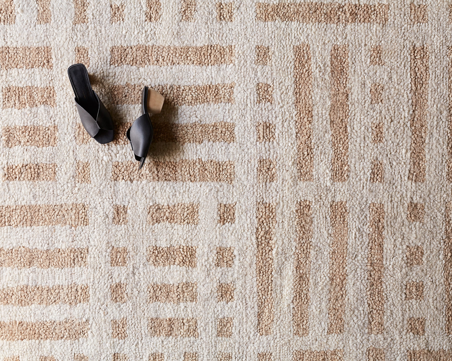 Mahika Hand Knotted Rug - Image 0