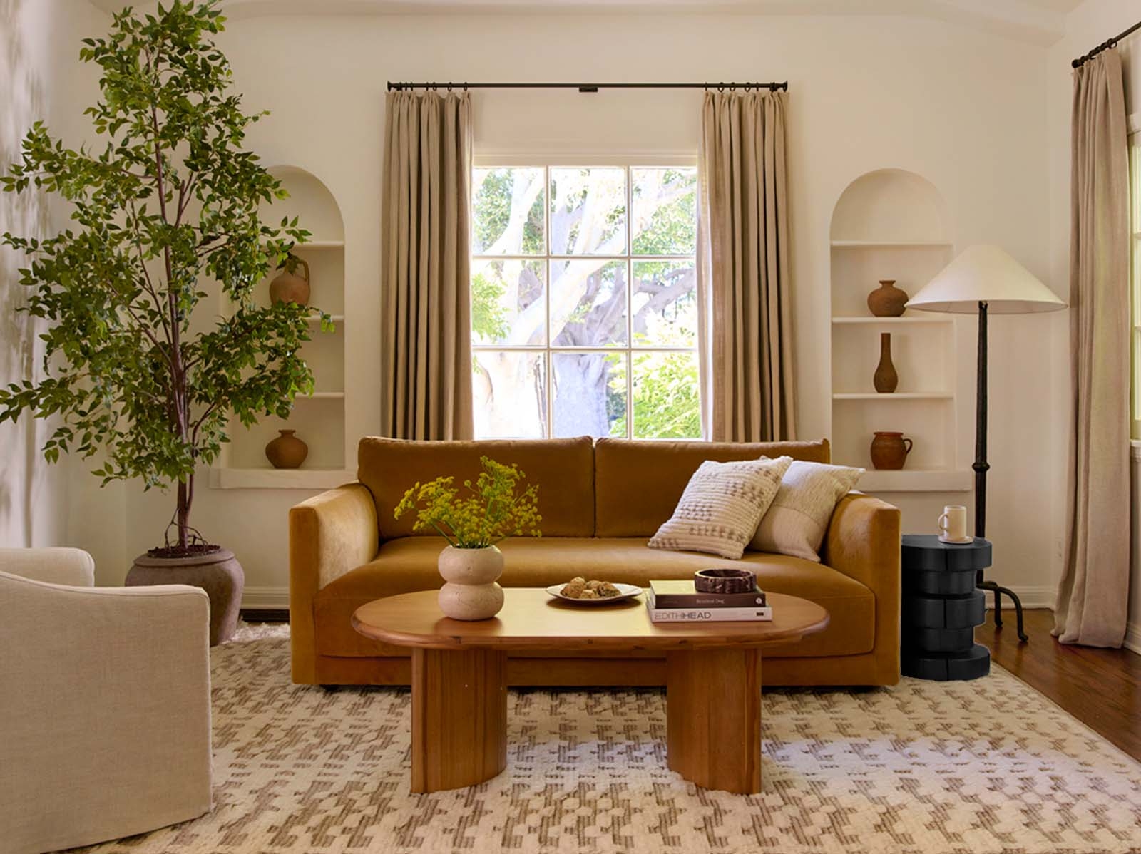 Griffin Pine Side Table - Image 4