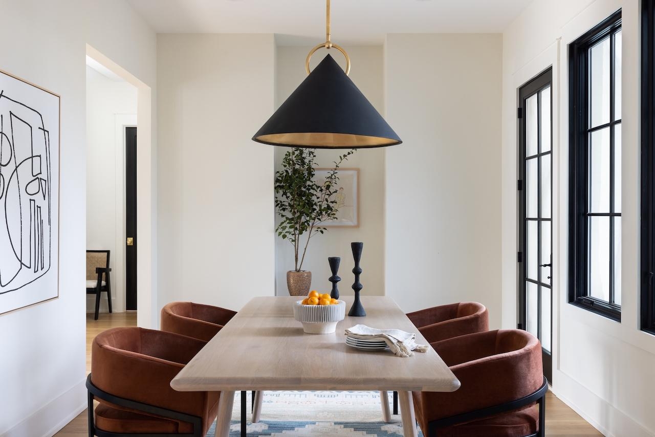 Carson Dining Table - Image 2