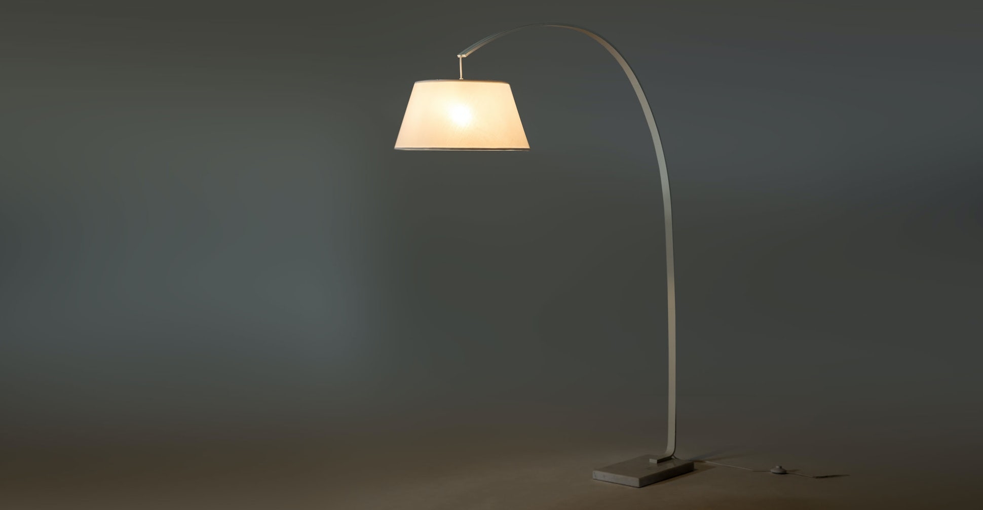 Willo White Floor Lamp - Image 3