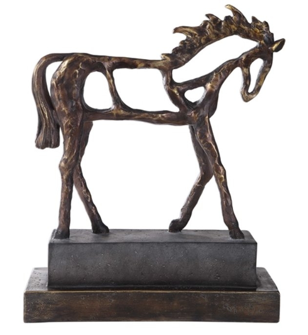 Titan Horse Sculpture - Image 0