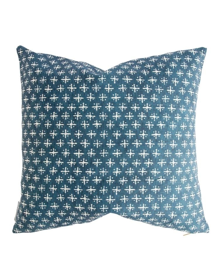 NEWPORT CROSS PILLOW WITHOUT INSERT, 24" x 24" - Image 0
