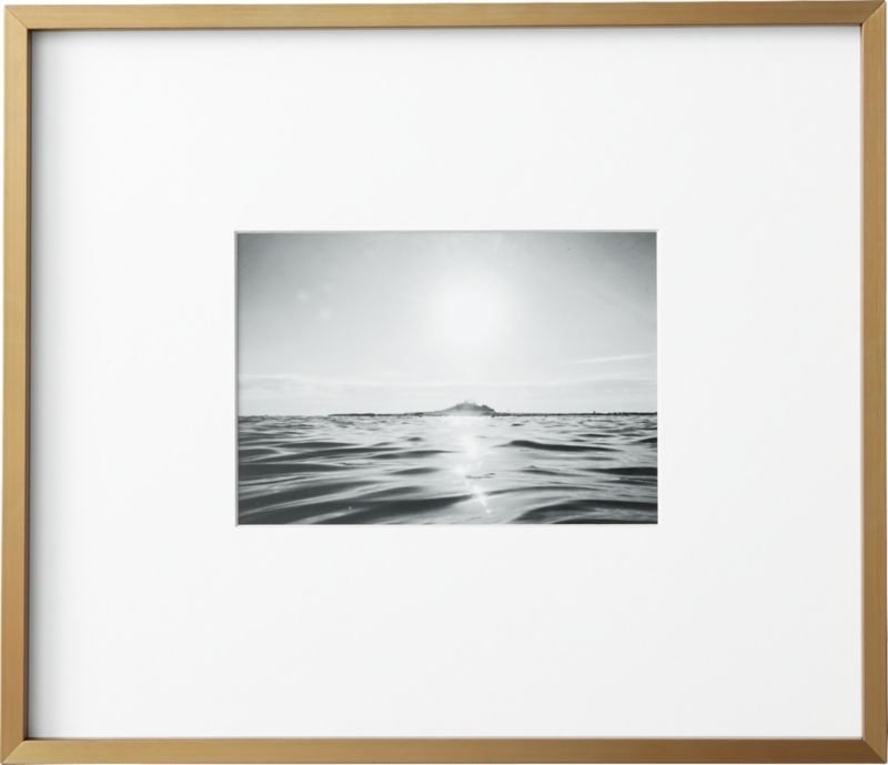 Gallery Frame with White Mat, Brass, 5"x7" - Image 0