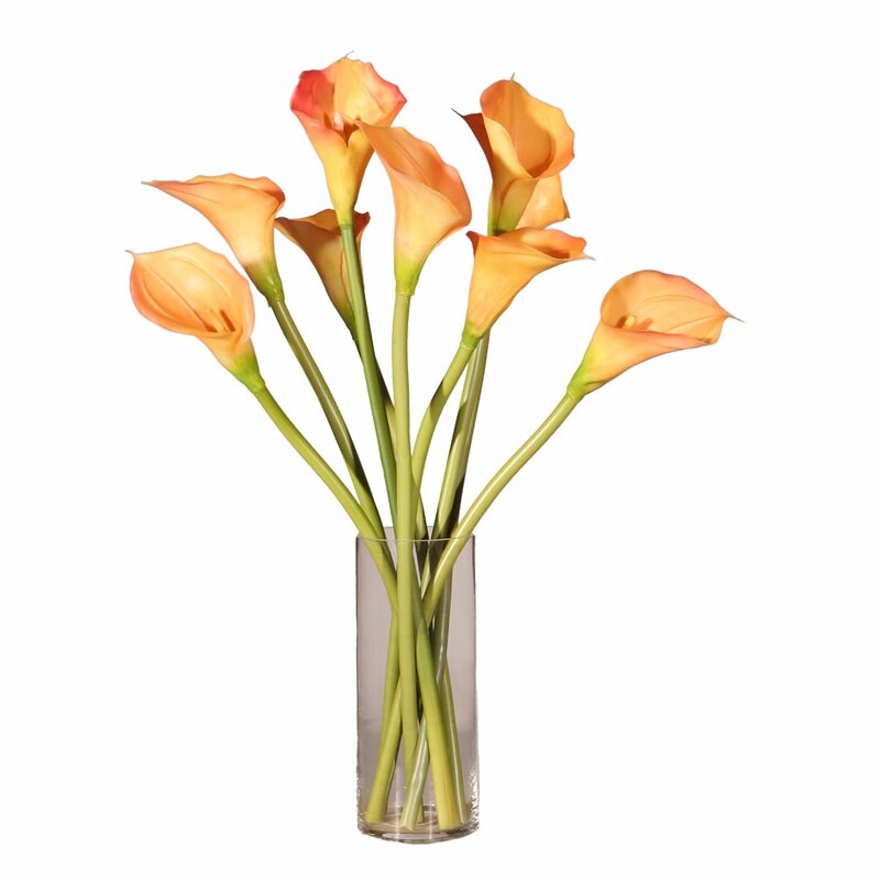 Lilies Centerpiece in Vase - Image 0