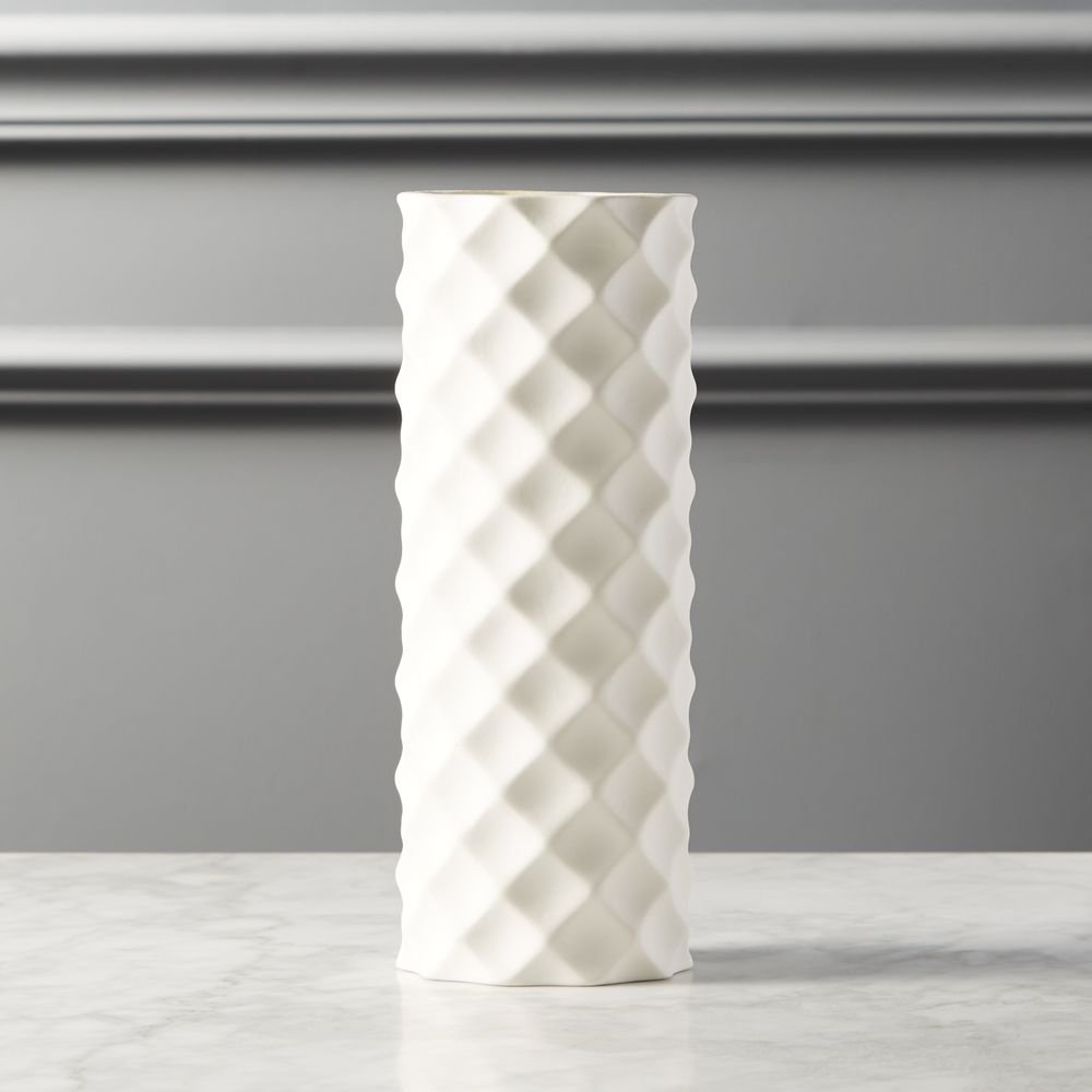 Desi White Vase - Image 0