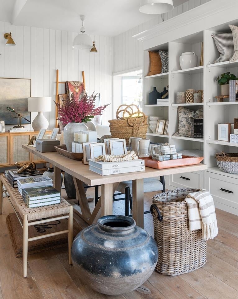 EMORY EXTENSION DINING TABLE - Image 3