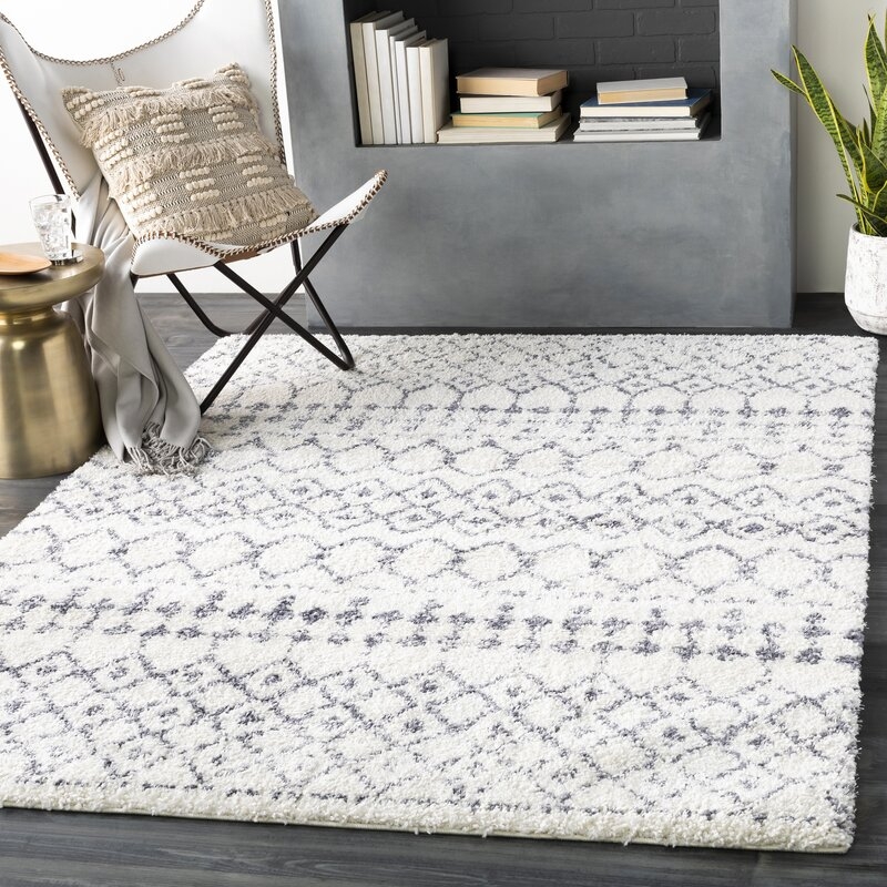 Pittsfield Global-Inspired Gray/White Area Rug - Image 2