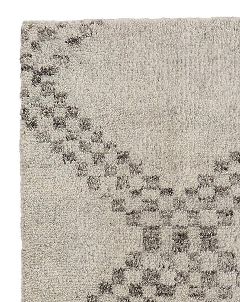 ZILLAH HAND-KNOTTED RUG, 10' x 14' - Image 1