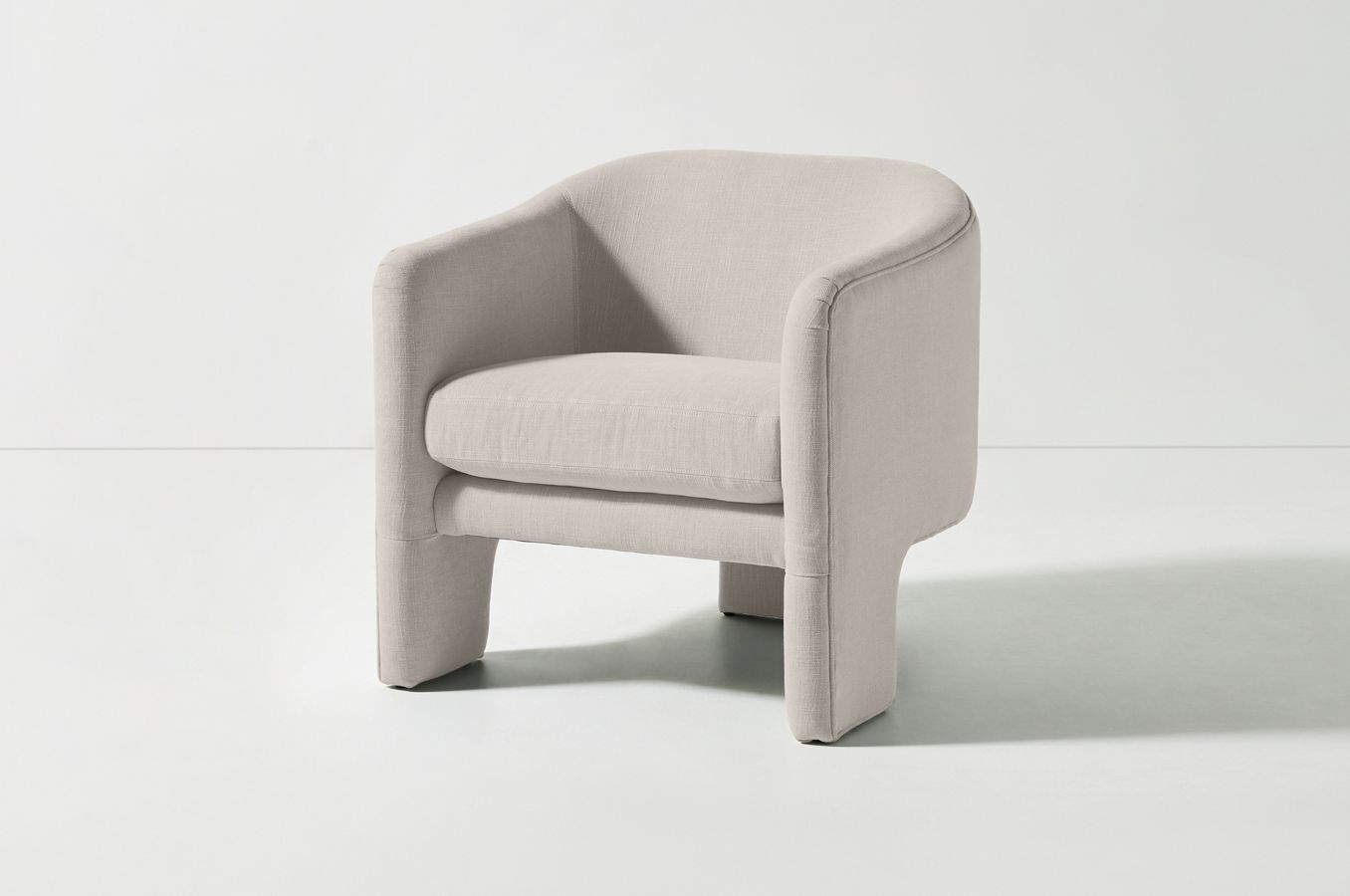 Effie Tripod Chair - Image 0