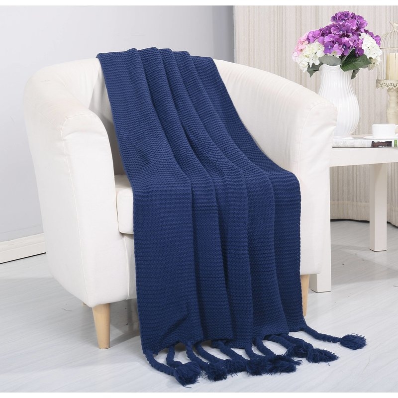 Lederer Woven Vintage Knitted Throw Blanket - Image 0