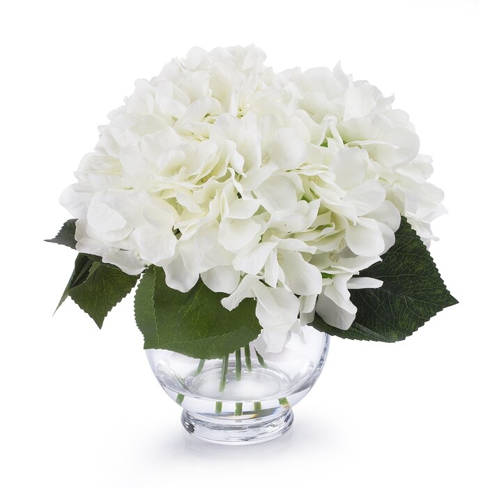Hydrangea Floral Arrangements in Vase - Image 0