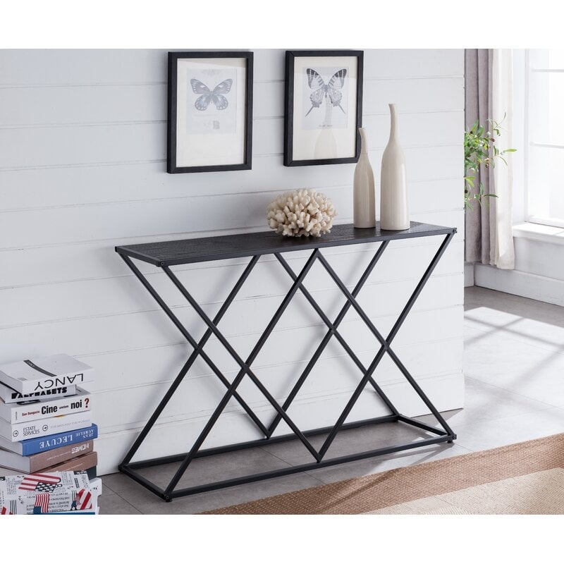 Hoeft Console Table - Image 0