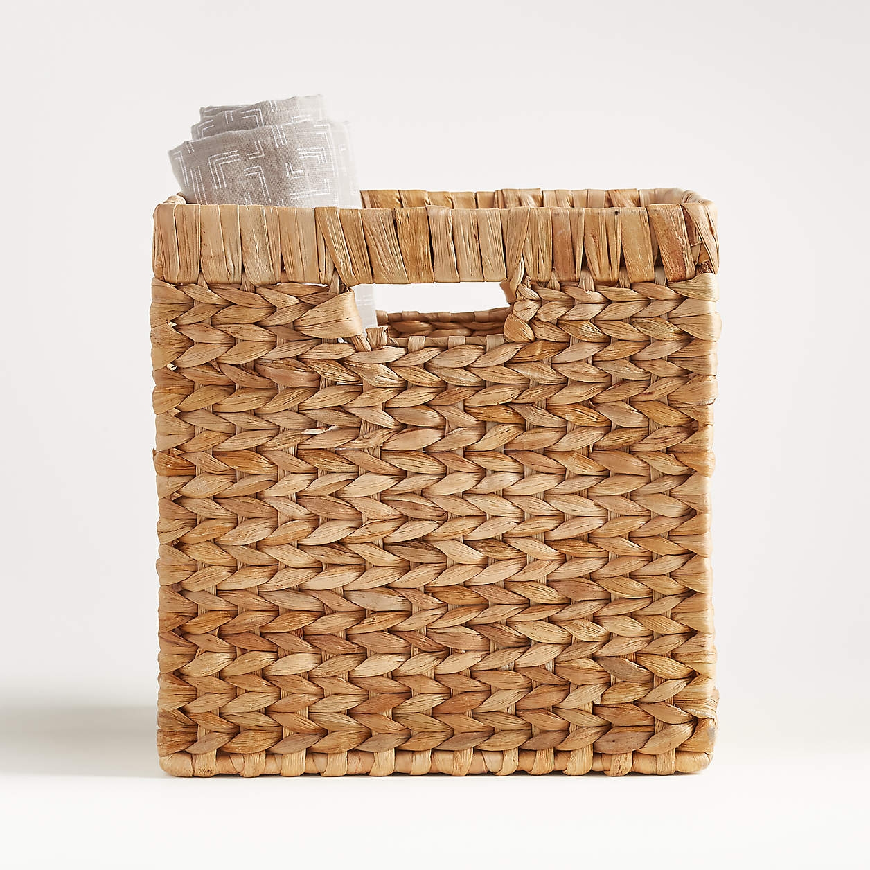 Wonderful Natural Wicker 11" Storage Basket - Image 3