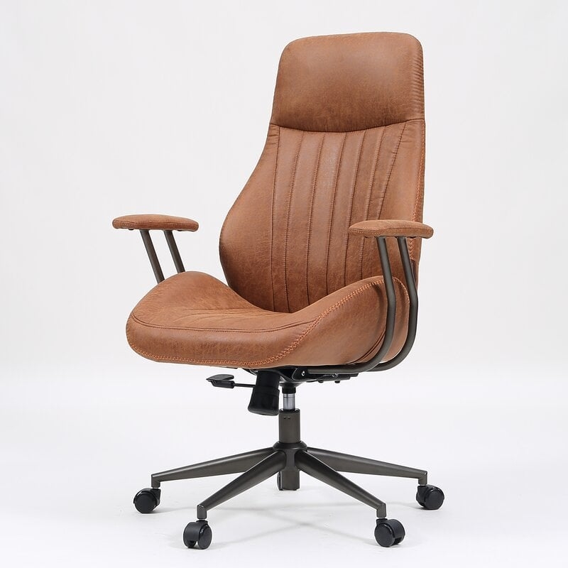 Executive Chair - Image 0