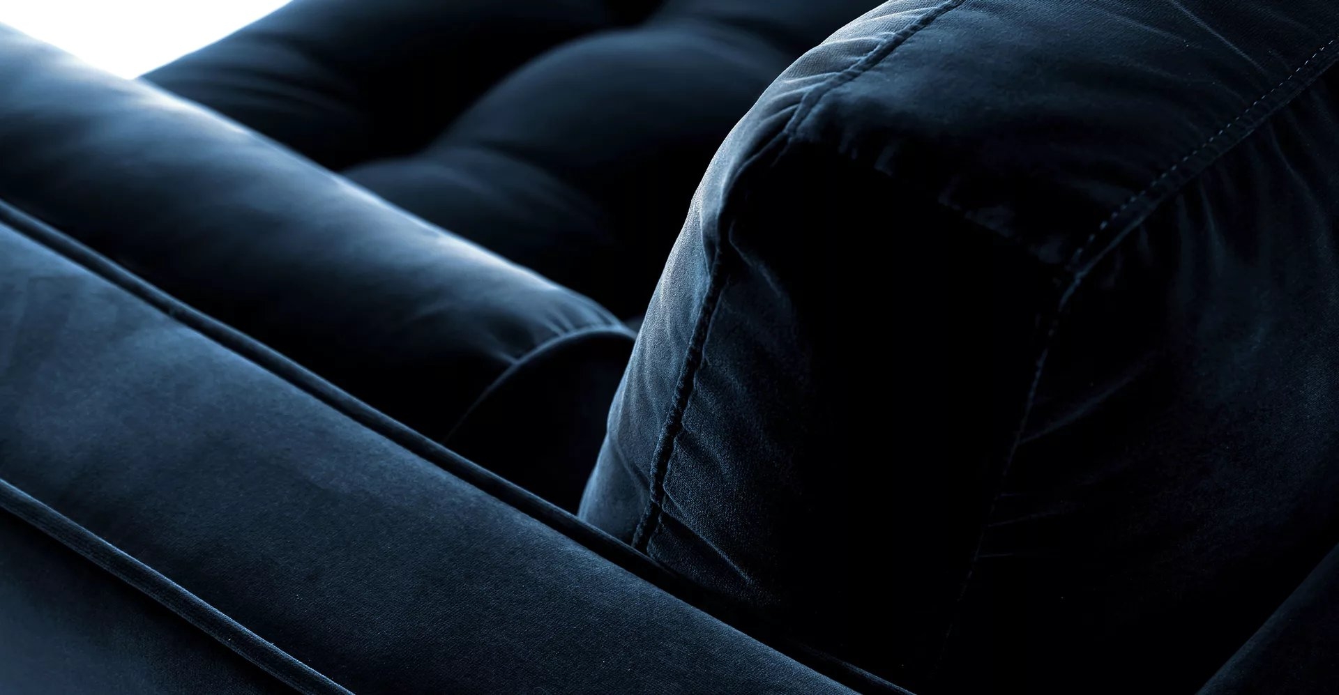 Sven 88" Tufted Velvet Sofa - Cascadia Blue - Image 6