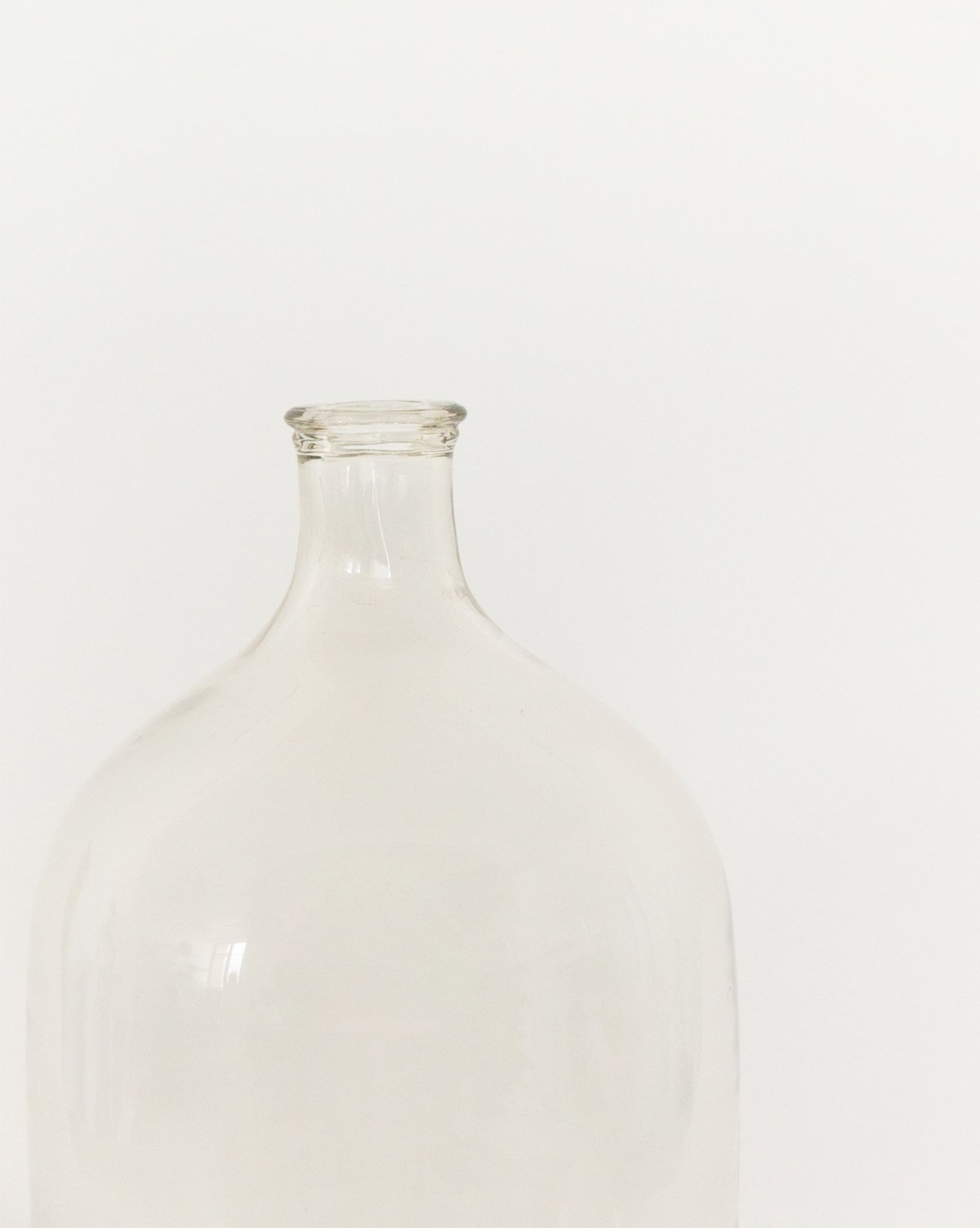 Tara Glass Bottle Vase - Image 2