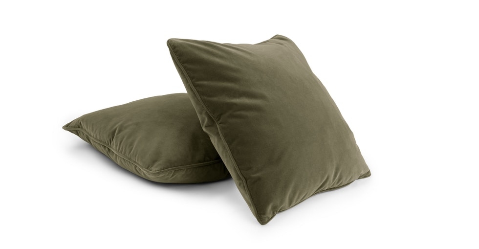 Lucca Juniper Green Pillow Set - Image 1