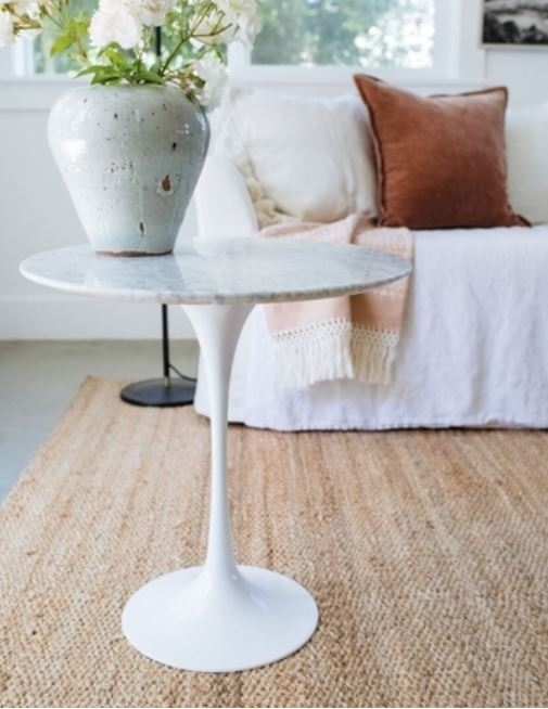 Veonique Side table - Image 0
